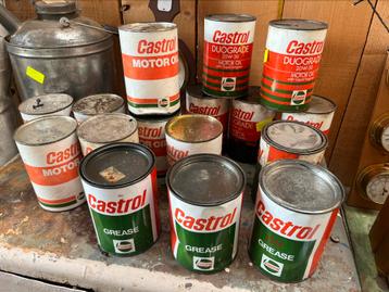 16 oude Castrol blikken beschikbaar voor biedingen