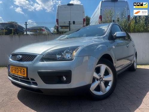 Ford Focus 1.6-16V First Edition/AUTOMAAT/AIRCO/APK 06-2026/, Auto's, Ford, Bedrijf, Te koop, Focus, ABS, Airbags, Airconditioning