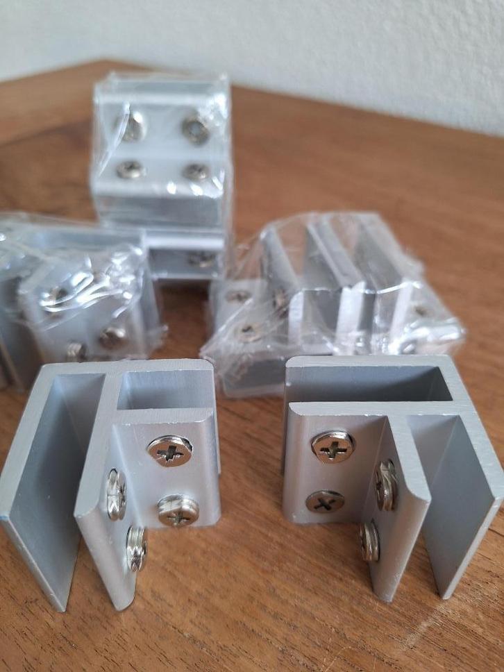 hoekprofiel voor glasplaten, Doe-het-zelf en Verbouw, Metalen, Nieuw, Aluminium, Ophalen