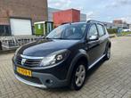 Dacia Sandero 1.6 Stepway Airco 5drs, 47 €/maand, Origineel Nederlands, Te koop, Zilver of Grijs