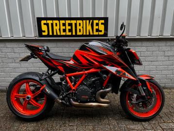 KTM KTM 1290 SUPER DUKE R (bj 2022) beschikbaar voor biedingen
