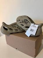 Yeezy Foam Runner Stonesalt 41, Kleding | Heren, Schoenen, Ophalen of Verzenden, Nieuw, Bruin, Yeezy Adidas