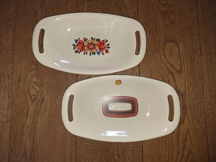 2 Vintage Emsa Serveerschalen, Huis en Inrichting, Woonaccessoires | Schalen en Manden, Zo goed als nieuw, Schaal, Ovaal, Kunststof