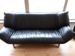 Gratis zwarte leren bank Hoenderloo, Huis en Inrichting, Ophalen, Gebruikt, Tweepersoons, Rechte bank
