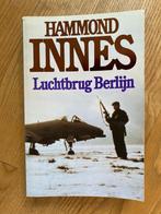 Boek Hammond Innes - Luchtbrug Berlijn, Ophalen of Verzenden, Gelezen