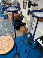 Twee Memphis Design uplight vloerlampen, Ophalen, Zo goed als nieuw, Glas, Minder dan 100 cm