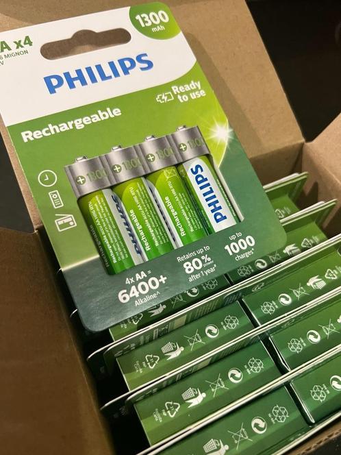 Philips Batterije AAx4  Rechargeable HR6 1.2 v, Audio, Tv en Foto, Accu's en Batterijen, Nieuw, Oplaadbaar, Ophalen of Verzenden