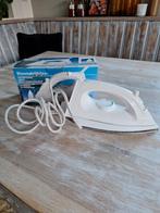 Nieuwe Cuisine Stoomstrijkijzer strijkbout in doos, Witgoed en Apparatuur, Ophalen of Verzenden, Zo goed als nieuw, Strijkijzer met snoer