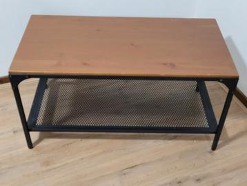 Leuke Salontafel met Gebruikssporen beschikbaar voor biedingen