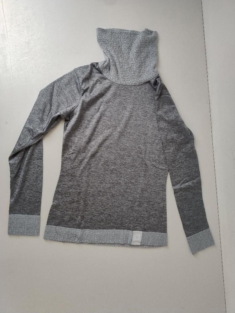 Thermoshirt / skipully maat 164, Kinderen en Baby's, Kinderkleding | Maat 164, Ophalen, Gebruikt, Jongen of Meisje, Shirt of Longsleeve