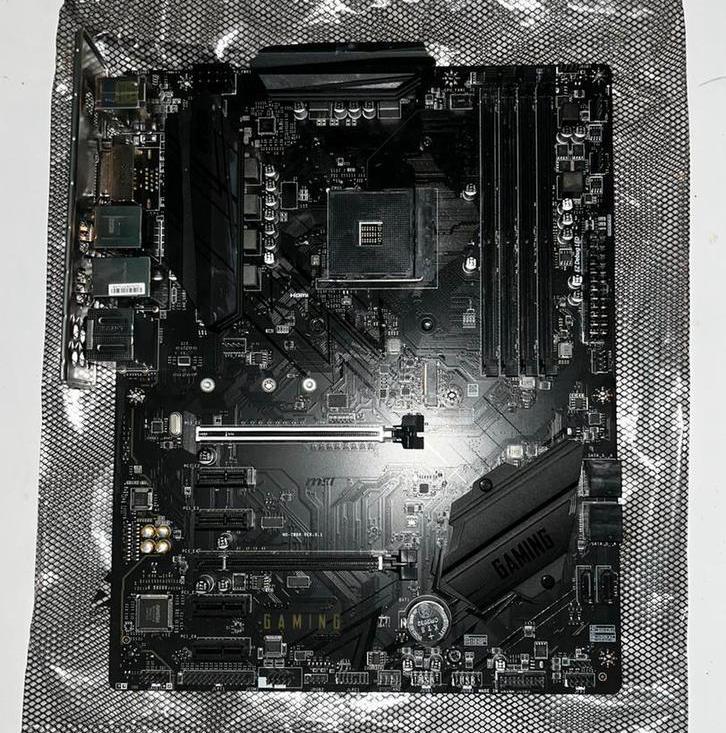 MSI BPG B550 Plus - AM4 moederbord, Computers en Software, Moederborden, Zo goed als nieuw, DDR4, Verzenden