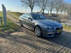 BMW 5-Serie 520i 184pk Aut. 2013 Grijs, Auto's, Automaat, Zwart, 4 cilinders, 2000 kg