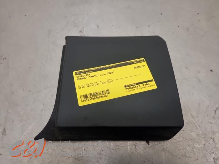 Sierstrip van een Renault Trafic, Auto-onderdelen, Carrosserie en Plaatwerk, Renault, Gebruikt, 3 maanden garantie, Ophalen of Verzenden