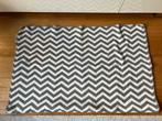 Prachtige grijs-witte zigzakdeken voor ledikant., Ophalen of Verzenden, Zo goed als nieuw, Grijs, Rechthoekig