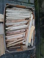 Doos met brandhout!, Tuin en Terras, Haardhout, Minder dan 3 m³, Ophalen, Overige houtsoorten, Blokken