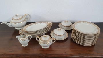 12-delig Thomas Ivory Bavaria ontbijtservies met goudrand beschikbaar voor biedingen