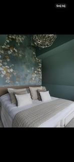 Sprei 240cm + 2 Sierkussens. Kleur: beige/taupe. Zgan, Huis en Inrichting, Overige kleuren, Ophalen of Verzenden, Overige maten