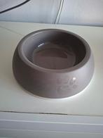 Voerbak van kunststof, Ophalen