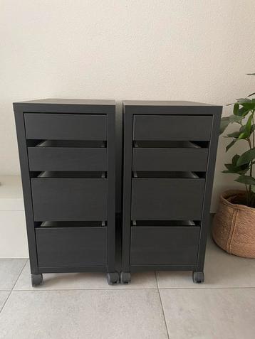 Ikea ladenblokken Micke beschikbaar voor biedingen