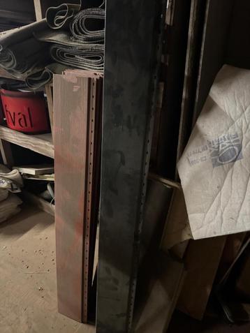 Werzalit gevelbekleding beschikbaar voor biedingen