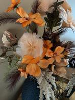 Prachtige vaas met zijden bloemen, Ophalen, Zo goed als nieuw