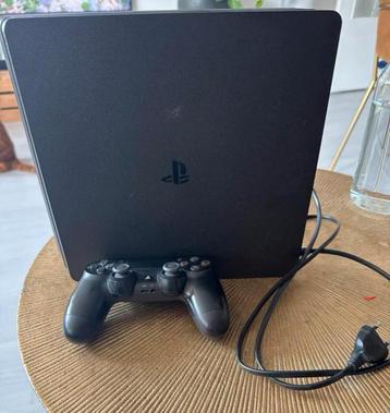 PlayStation 4 Slim met Controller, 1TB beschikbaar voor biedingen