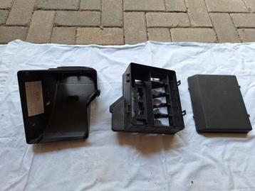 BMW E30 316i 318i 320i 323i 325i zekeringkast nieuw beschikbaar voor biedingen