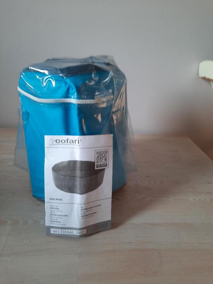 Honden zwembad (Zoofari), Dieren en Toebehoren, Honden-accessoires, Gebruikt, Ophalen