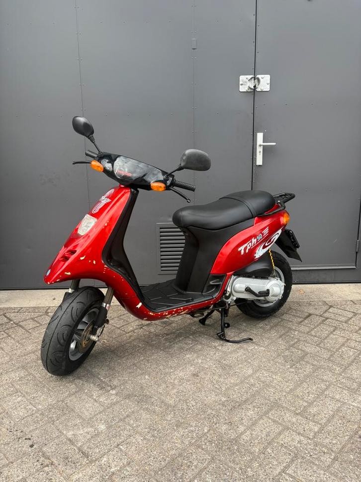 Piaggio typhoon 50cc NL KENTEKEN BROM, Fietsen en Brommers, Brommeronderdelen | Scooters, Ophalen