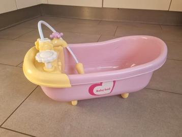 Poppenbad, babybad beschikbaar voor biedingen