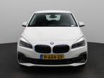 BMW 2-serie Active Tourer 218i Executive Edition | NAVIGATIE, Auto's, BMW, 12 maanden, Gebruikt, Euro 6, Wit