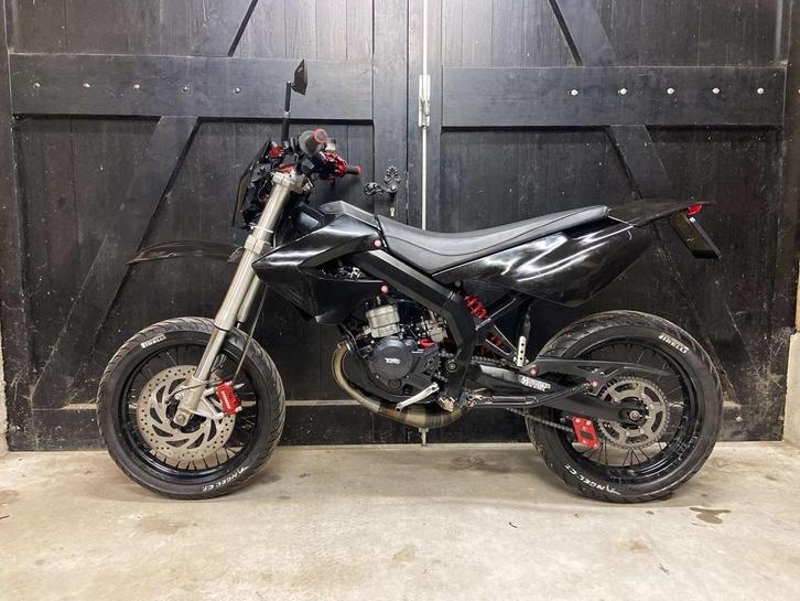 Derbi Senda Extreme, Fietsen en Brommers, Brommers | Derbi, Zo goed als nieuw, Maximaal 45 km/u, Ophalen