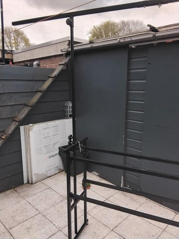 Dj meubel beschikbaar voor biedingen