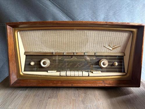 Antieke Erres radio, omgebouwd naar Bluetooth., Antiek en Kunst, Antiek | Tv's en Audio, Ophalen of Verzenden