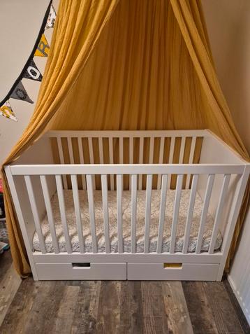 Ledikant/Doorgroeibed met matras beschikbaar voor biedingen