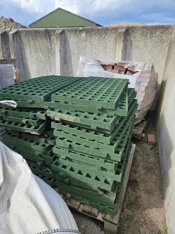 19 m2 Rubberen doorgroeitegel Groen voor gras 100x50x4,5 cm beschikbaar voor biedingen
