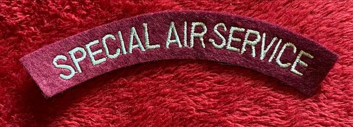 SAS Schouderembleem - Special Air Service militaire, Verzamelen, Militaria | Algemeen, Overige soorten, Embleem of Badge, Engeland