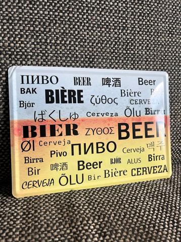 Decoratief Bier Bord - metalen plaat voor karton achter beschikbaar voor biedingen