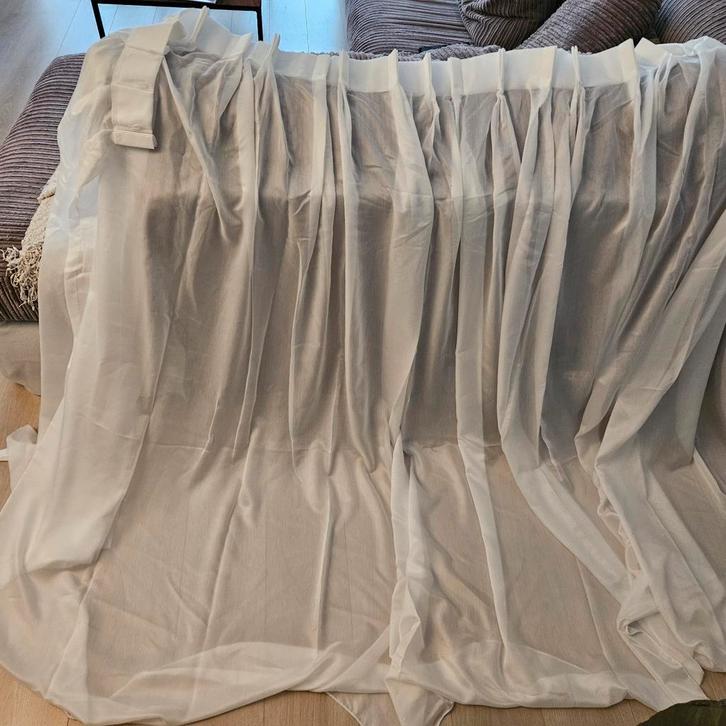 Nieuw Off White inbetween 1.84h bij 1.83b 2x, Huis en Inrichting, Stoffering | Gordijnen en Lamellen, Nieuw, 150 tot 200 cm, 200 cm of meer