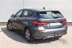 BMW 1 Serie 118i Executive Automaat / Trekhaak / LED / Parki, 65 €/maand, Stof, Gebruikt, Met garantie (alle)