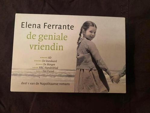 Elena Ferrante - De geniale vriendin. Dwarsligger 463, Boeken, Romans, Zo goed als nieuw, Nederland, Ophalen of Verzenden