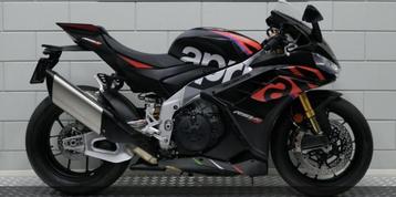 APRILIA RSV V4 FACTORY - 2023 - 1.820 km - BTW MOTOR beschikbaar voor biedingen