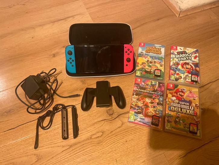 Nintendo Switch + 4 Games - Zo Goed Als Nieuw, Spelcomputers en Games, Games | Nintendo Switch, Zo goed als nieuw, Avontuur en Actie
