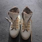Witte Hoge Sneakers met Bont - Maat 38, Kleding | Dames, Wit, Ophalen of Verzenden, Sneakers of Gympen, Onbekend