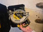 Nieuwe  dewalt zaag, Doe-het-zelf en Verbouw, Gereedschap | Zaagmachines, 70 mm of meer, Ophalen of Verzenden, Zo goed als nieuw