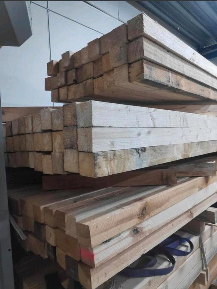 balken en planken timmerhout tekoop, Tuin en Terras, Palen, Balken en Planken, Zo goed als nieuw, Balken, 250 cm of meer, Ophalen