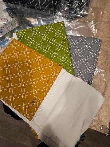 Drie lakentjes voor baby bed nooit gebruikt beschikbaar voor biedingen