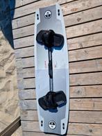 North Kiteboard Atmos Pro (Carbon) 136cm – Model 2024, Watersport en Boten, Kitesurfen, Twintip, Ophalen of Verzenden, Zo goed als nieuw