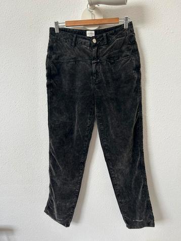Stretchy broek, mt 44 Closed beschikbaar voor biedingen