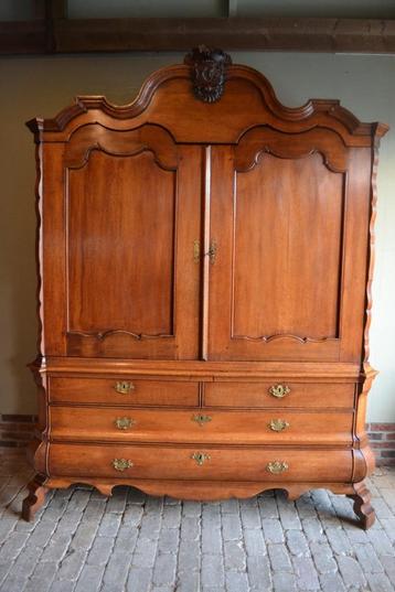 Prachtig antiek Hollands eiken houten biedermeier kabinet. beschikbaar voor biedingen